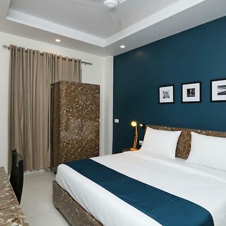 Hotel Galaxy Inn Gurgaon Zewnętrze zdjęcie